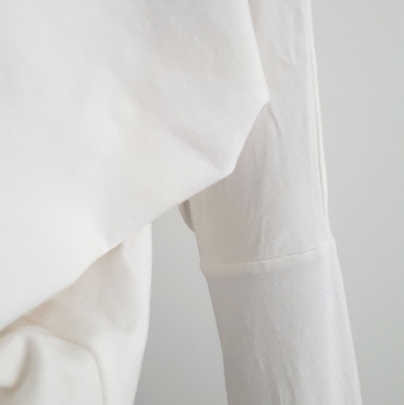 Arden B | Off-shoulder Long Sleeve Top - Picture 5 of 5